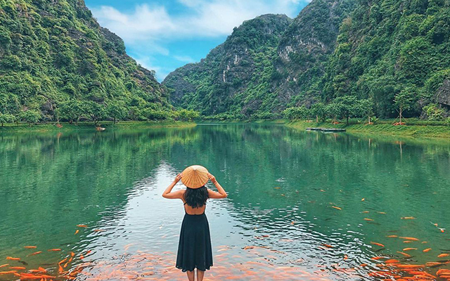 Kinh nghiệm du lịch Ninh Bình nên đi đâu và ăn gì tại cố đô Hoa Lư
